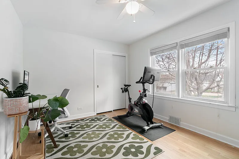 Thumbnail 10