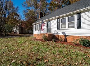 100 Wenatchee Rd, North Chesterfield, VA 23236