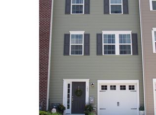 107 Winterberry Way, Woodbury, NJ 08096