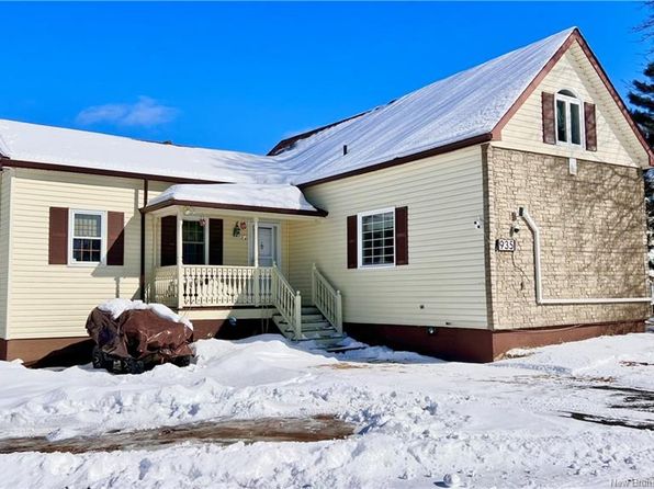 935 Miller Ln, Bathurst, NB E2A 2J5