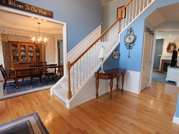 5th image of 35143 Emory Dr