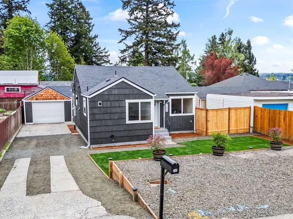 740 S Charleston Avenue, Bremerton, WA 98312