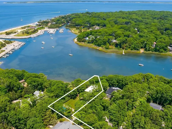 111 Isle Of Wight Rd, East Hampton, NY 11937