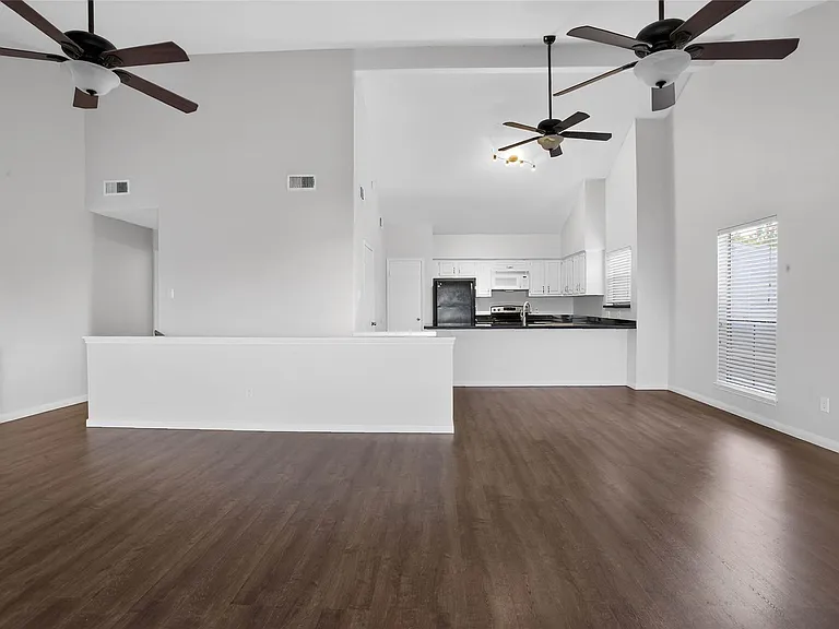 88 Lakeview Vlg — Photo 28