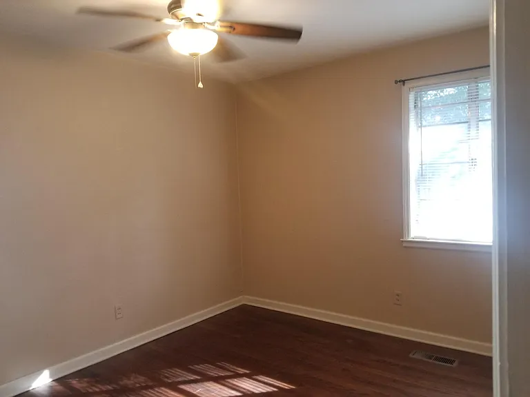 626 Columbus Dr — Photo 6