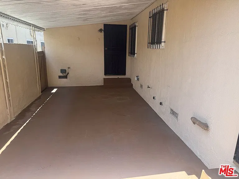 10432 Crenshaw Blvd — Photo 29