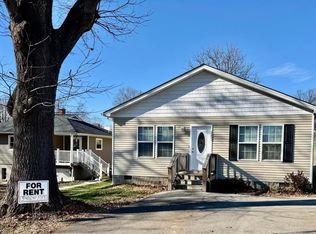 1203 6th St, Radford, VA 24141