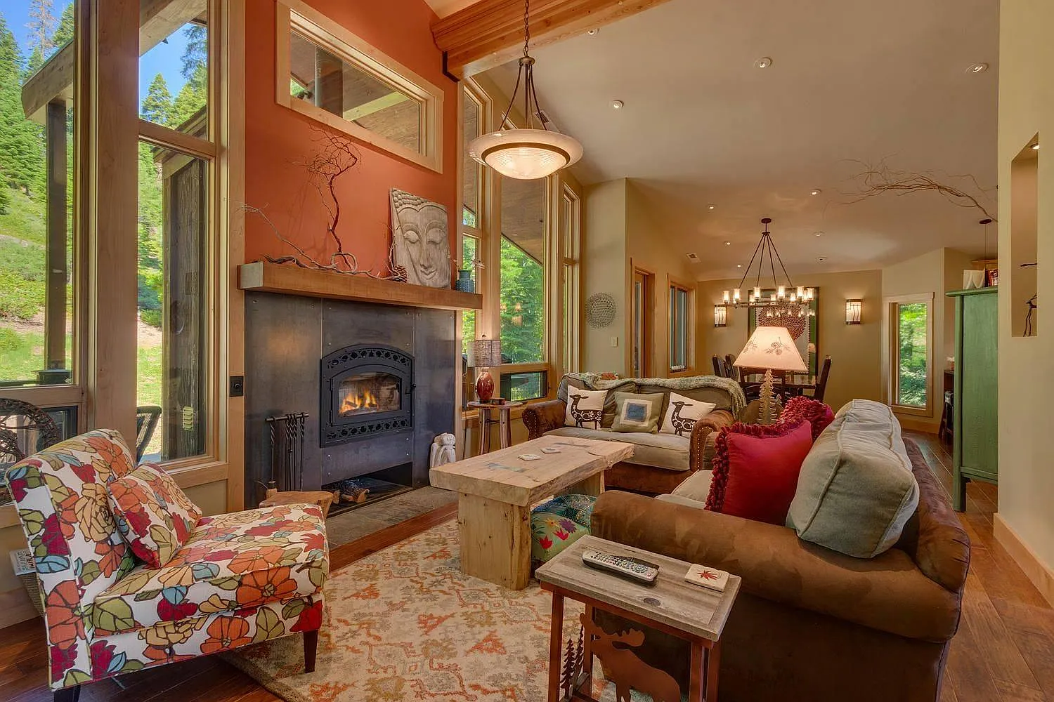 3 bed, 3.5 bath, 2250 sqft, $6,400 — Photo 4