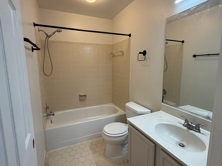 Upstairs second full bath