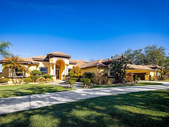 3rd image of 17933 Patterson Rd