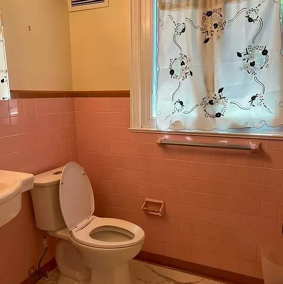 328 W Ridgewood Ave — Photo 32