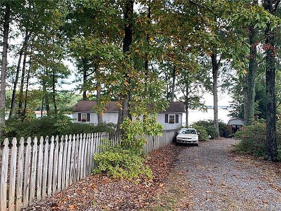 2nd image of 207 Gainswood Dr
