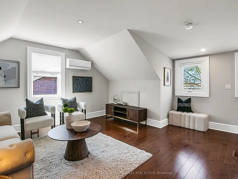 6 Jean St — Photo 28