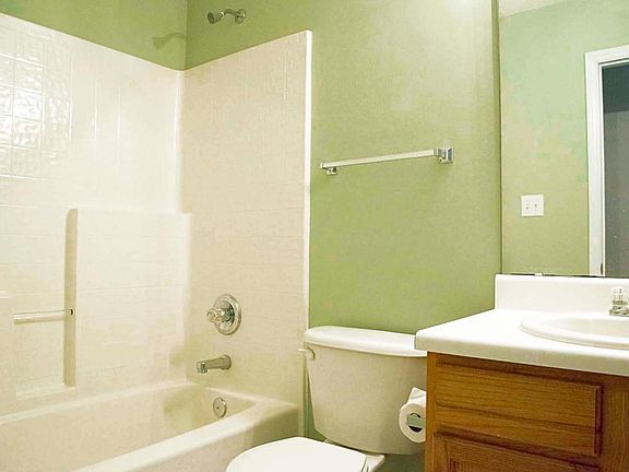 Up stair hallway bathroom