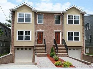 817 7th St, Secaucus, NJ 07094