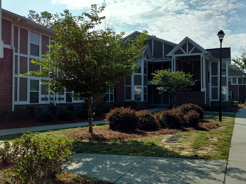 Chestnut Pointe