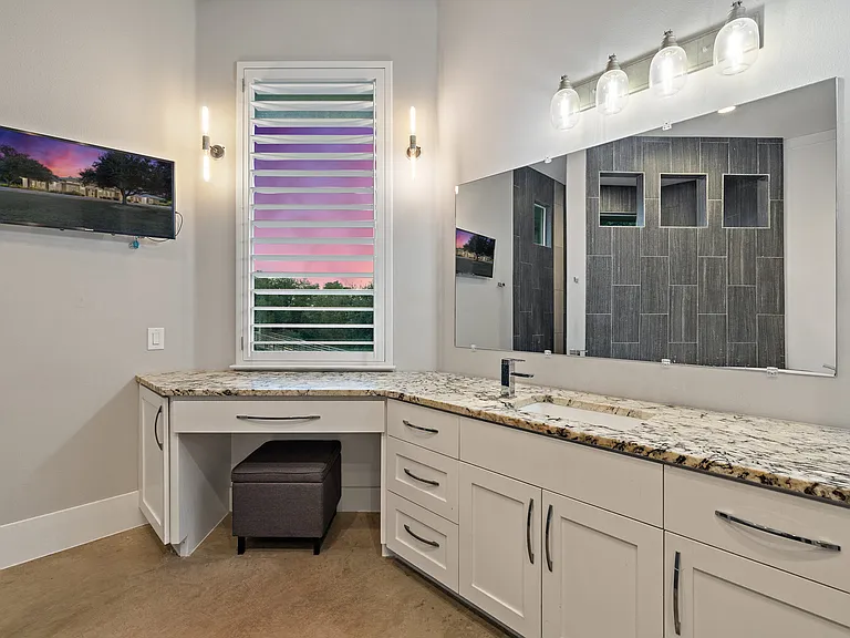 3801 Peak Lookout Dr — Photo 42