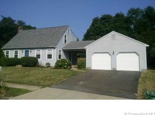 44 Lindsey Rd, Middletown, CT 06457