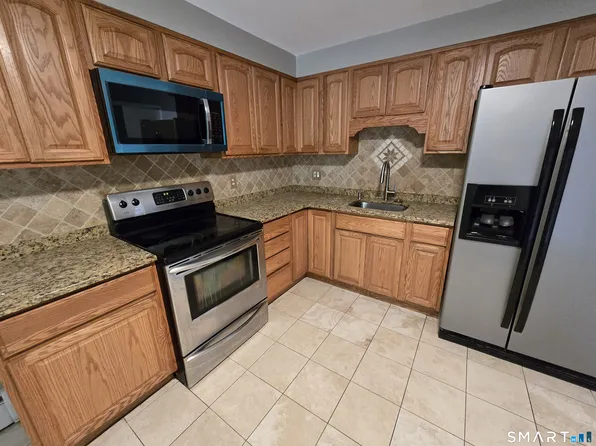 65 Terrace Gardens #65, Wallingford, CT 06492