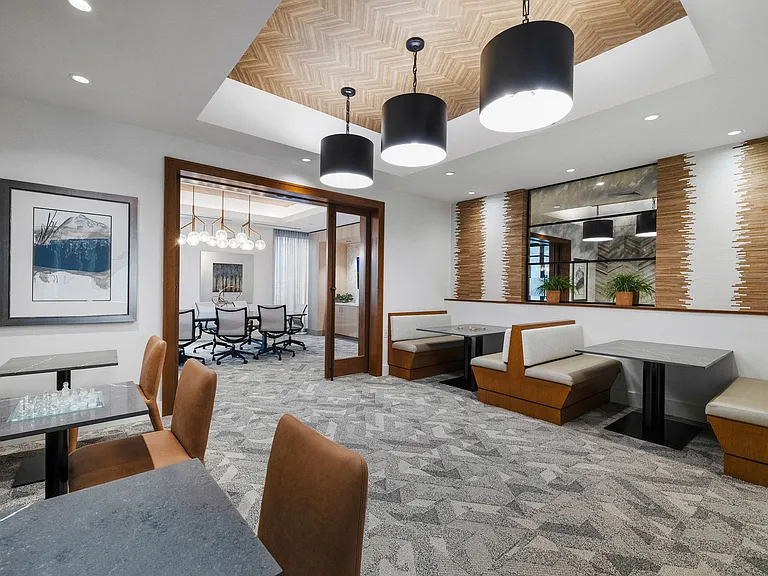 Bexley Clearfork — Photo 11