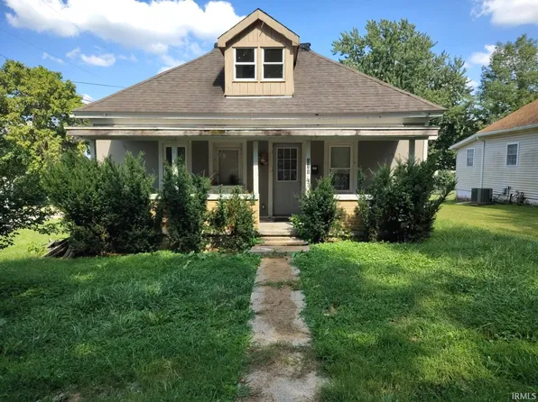 511 N Cauble St, Salem, IN 47167