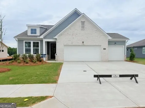 579 Grand Wehunt Dr, Hoschton, GA 30548