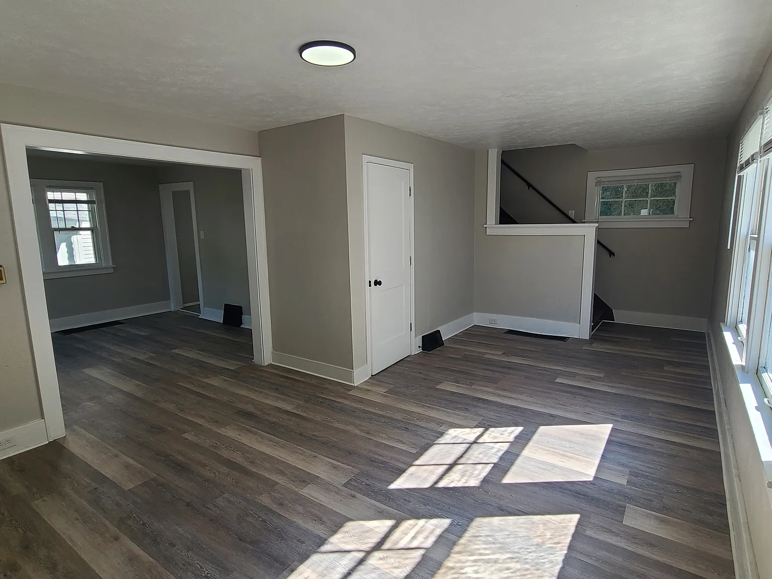 4 bed, 2.5 bath, 1648 sqft, $1,700 — Photo 2