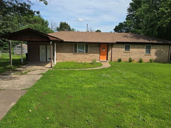 6 Hilltop Pl