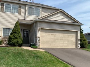 26771 Kirkway Cir, Woodhaven, MI 48183
