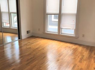 725 W Vine St APT 1, Kalamazoo, MI 49008