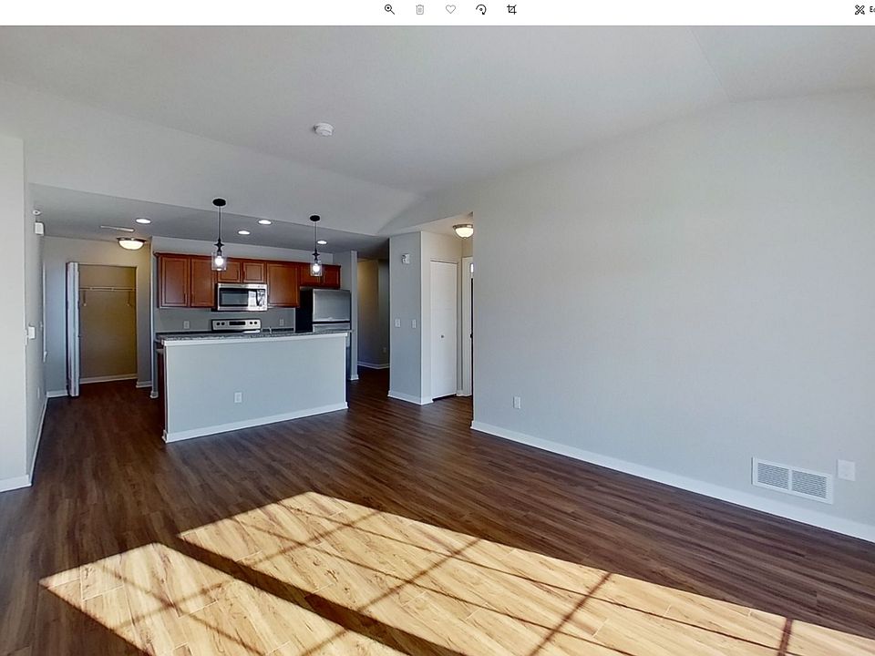 19021904 5916th 63, Slinger, WI 53086 Zillow