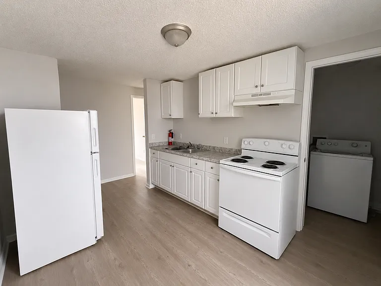 728 S Liberty St — Photo 6