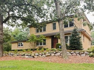 10158 Haegers Bend Rd, Algonquin, IL 60102