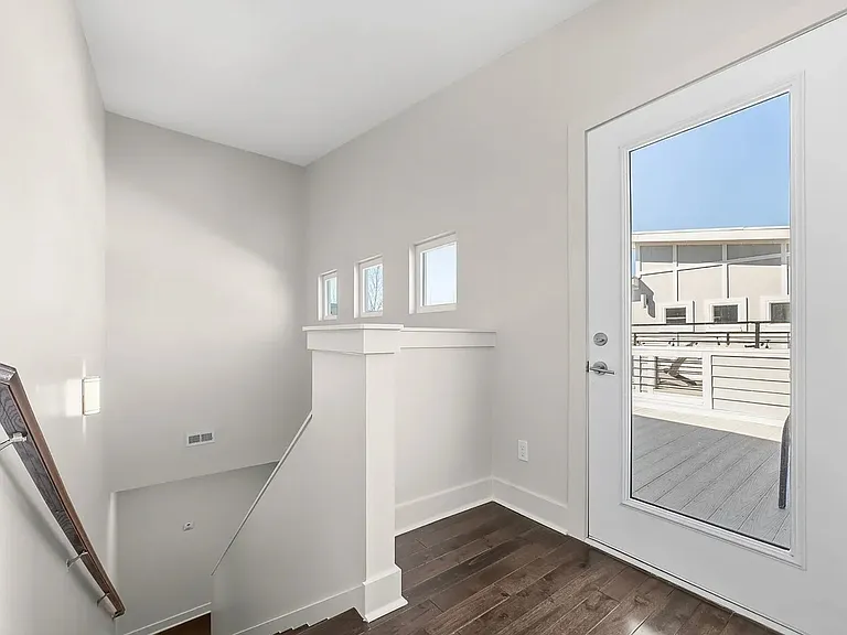 1240 2nd Ave S #10 — Photo 15