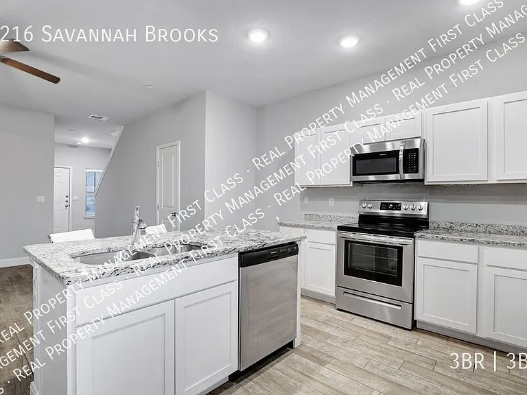 7216 Savannah Brks — Photo 13