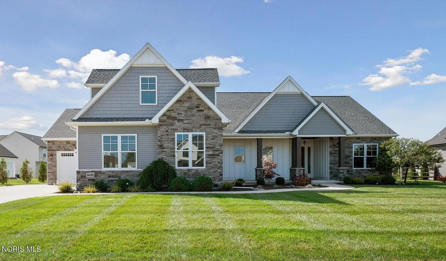 5629 Mallard Pointe Ln photo 1