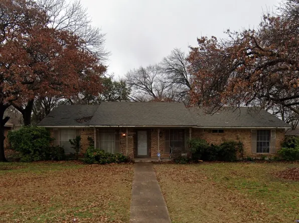 2217 W Red Bird Ln, Dallas, TX 75232