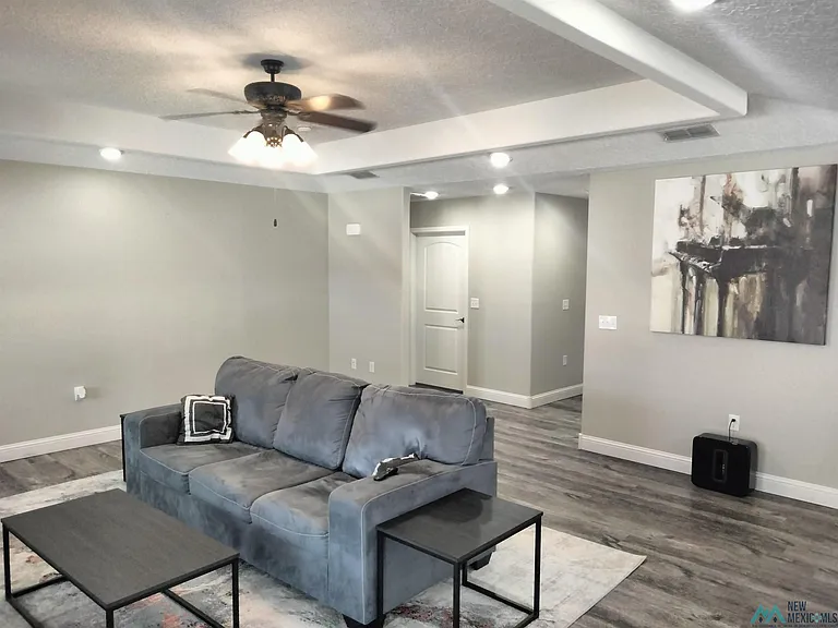 2115 Roadrunner Dr — Photo 8