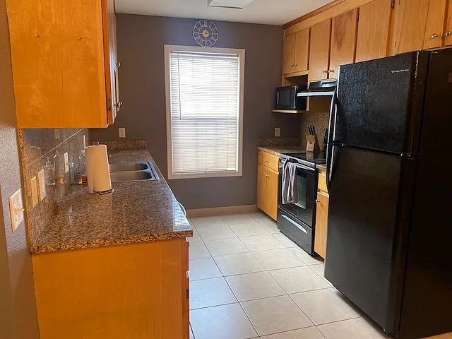 Building Photo - 108 Anderson Rd #12