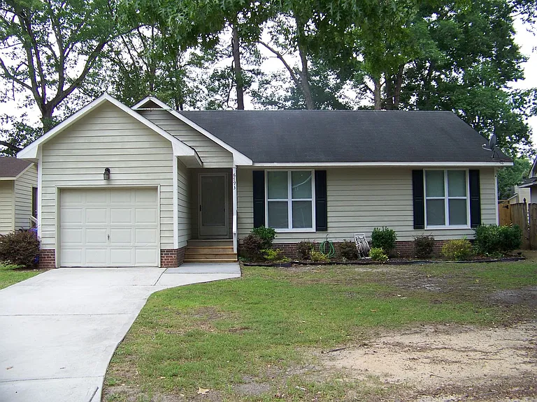 6793 Candlewood Dr — Photo 1