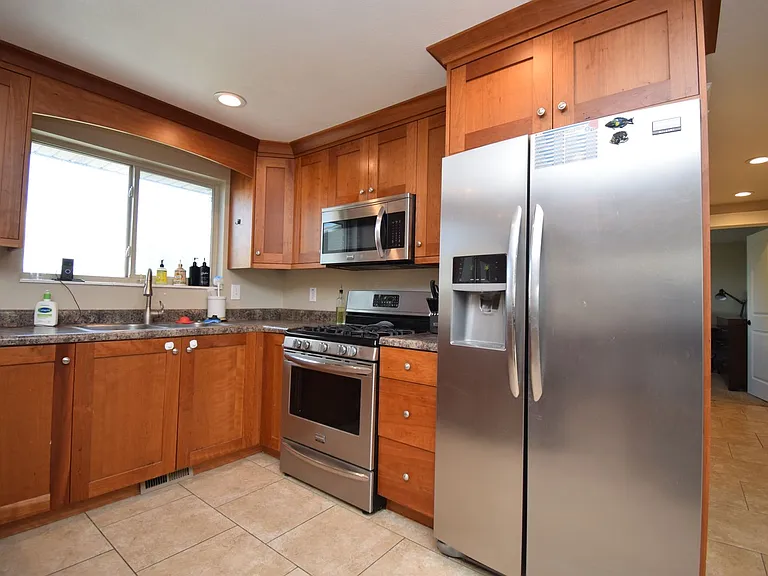 3638 W Jasmine St — Photo 9
