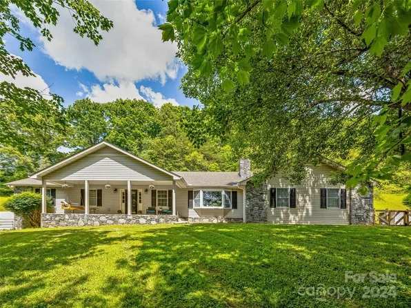 50 Hyder Ln, Weaverville, NC 28787