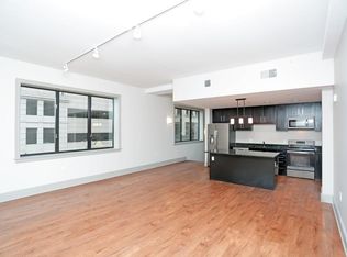 Elliot, Detroit, MI 48226