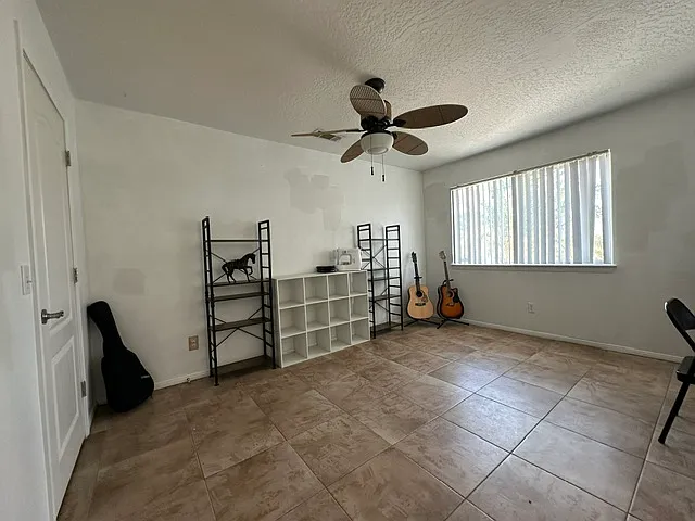 East master suite