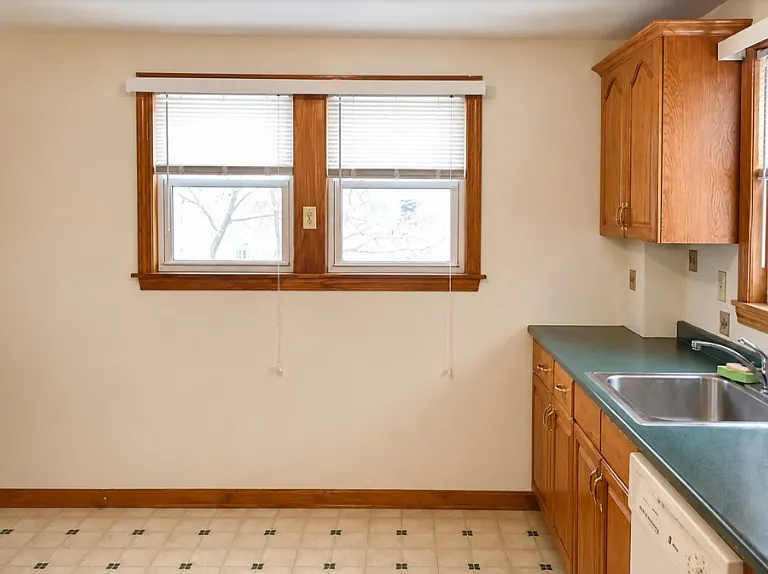 40 Baker Ave #1 — Photo 4