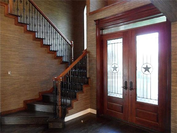 4th image of 3800 Bobby Jones Way