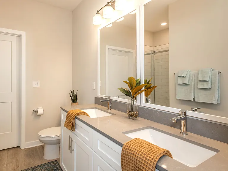 Middle Sound West Apartments — Photo 62