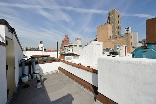 Rented by Corcoran | media 73