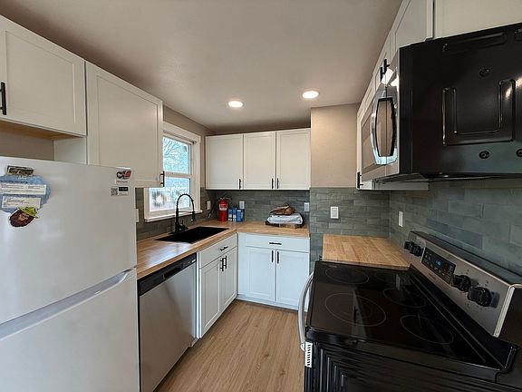 5th image of 39 Sunflower Rd #B