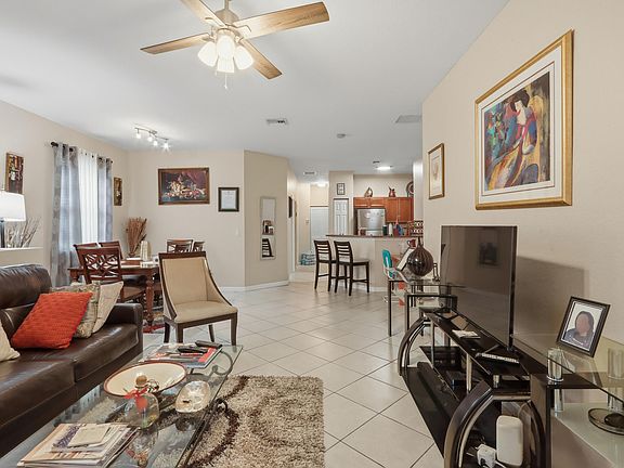 3rd image of 3108 Grandiflora Drive